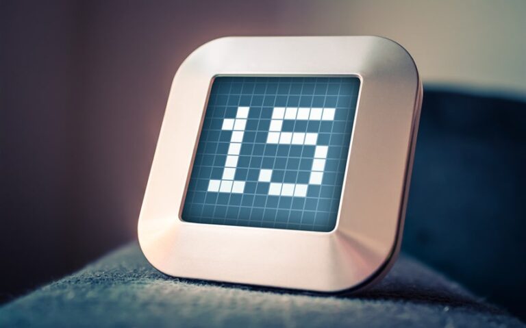 The Power of a Pause: How Fifteen Seconds Can Change Your Day